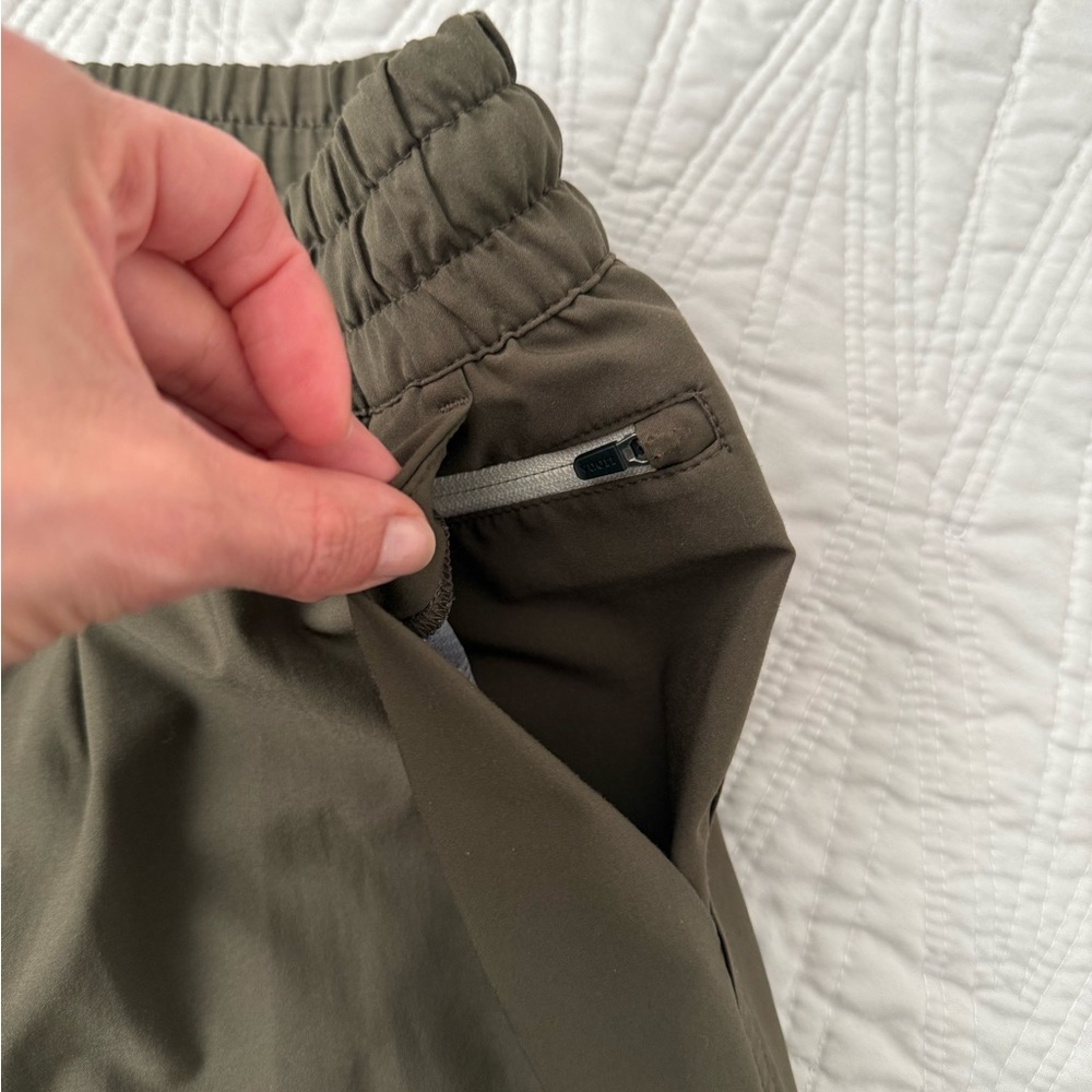 VUORI Olive Green Jogger Pants - Picture 3 of 7